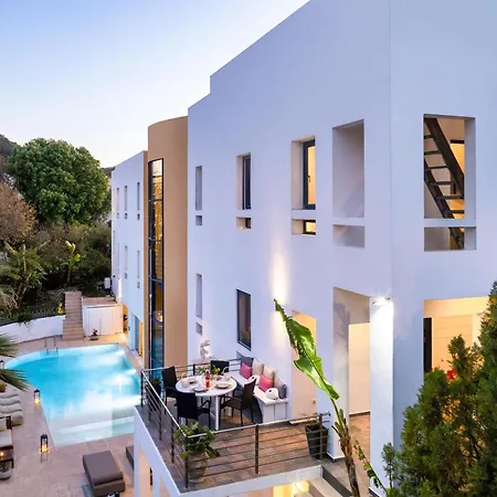 别墅 Themis Private Villa, Swimming Pool & Jacuzzi 伊利索斯